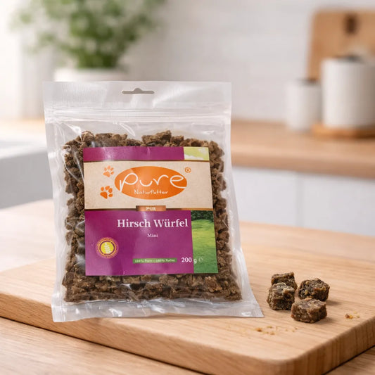 PURE Hirsch Würfel Mini Hundesnack mit einzelnen Stücken, natürlicher Trainingssnack ohne Zusatzstoffe