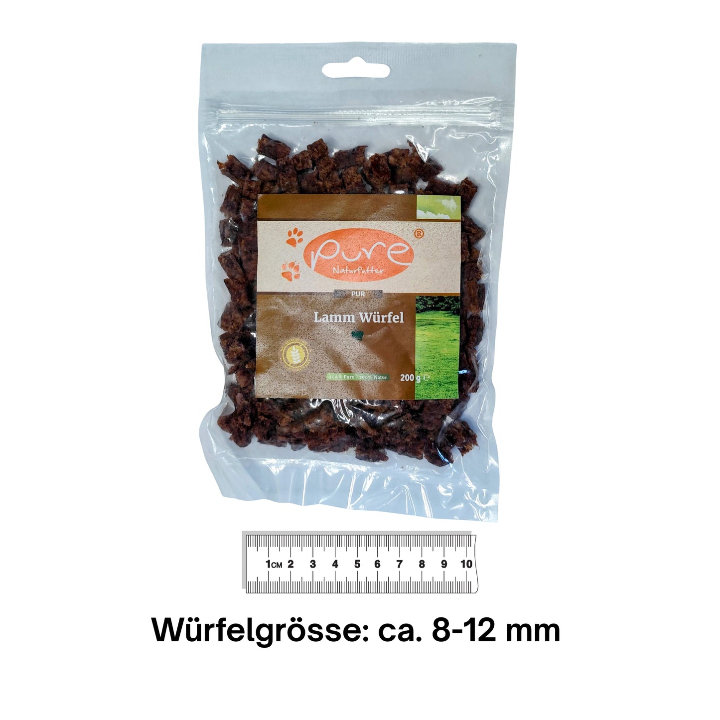 PURE Naturfutter Lamm Würfel mini 200 g – weiche Trainingssnacks aus 99 % Lamm, Würfelgrösse ca. 8–12 mm, getreidefrei und ohne Zusatzstoffe.